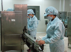 250ml口服液灌装机